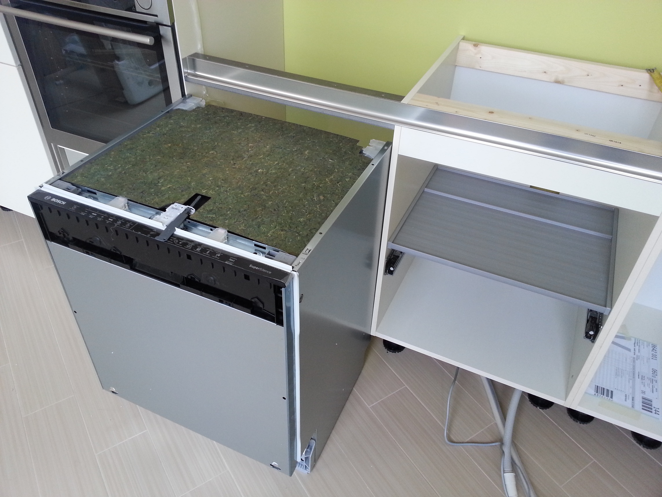 Шкаф для посудомоечной машины